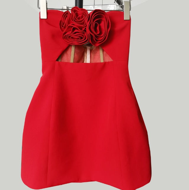 Kinsley Straplez Kesimli Mini Elbise